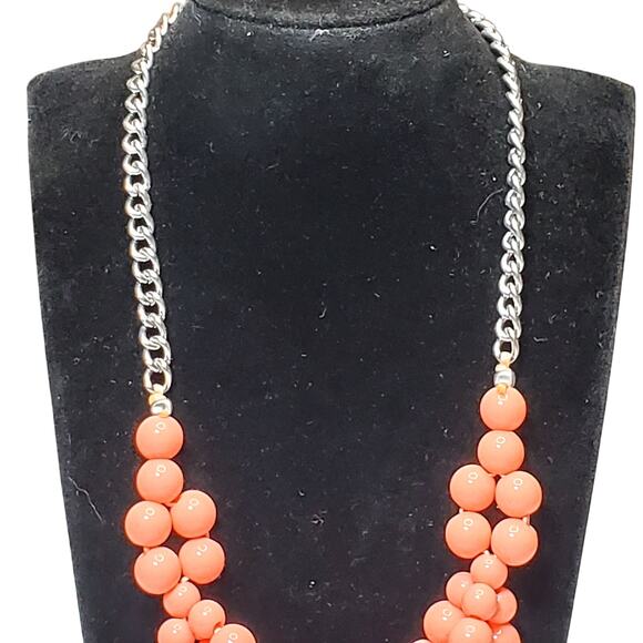 Pink Beaded Cluster Silver Tone Necklace 16" Unsigned Snap Closure Retro - Picture 3 of 5
